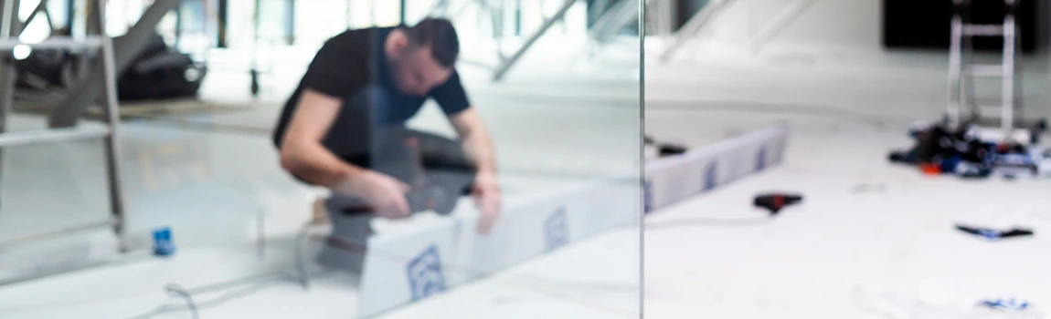 Emergency Commercial Glass Repair in The Crossings, FL