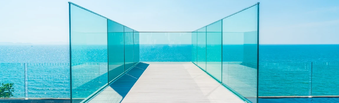 Customized Glass Pool Fence Repair Services in The Crossings, FL